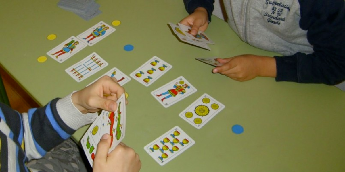 Juegos de cartas española para dos